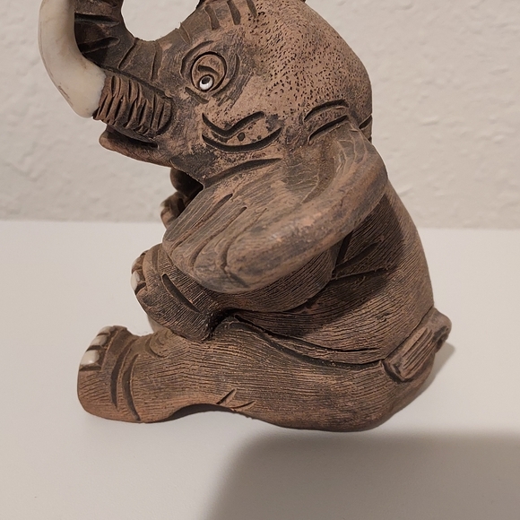 Casals Porcelain Elephant Figurine Trunk Up Tusks Sitting Peru Hand Made - Picture 2 of 7